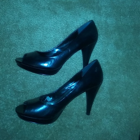 Leather Heels - Picture 3 of 5